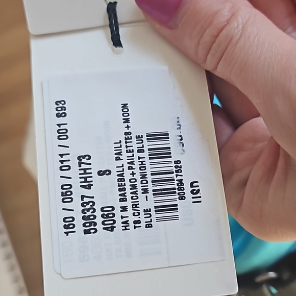 NWT Gucci GG Sequin Baseball Hat Paill Small - Picture 11 of 11